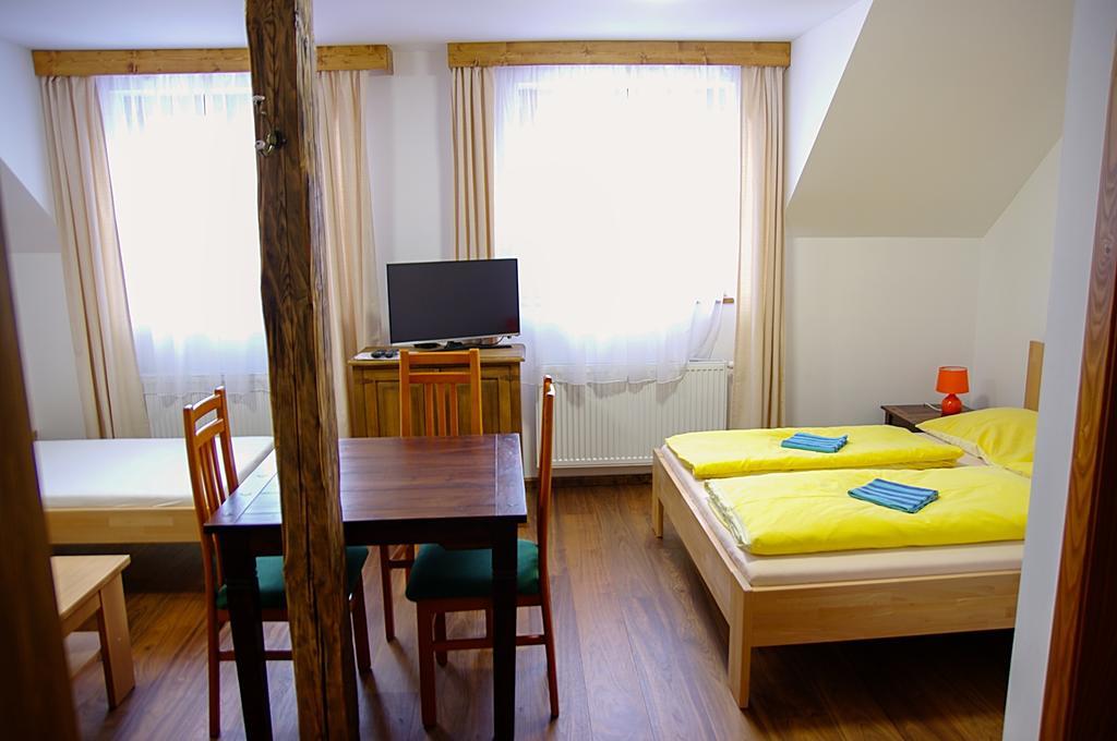 Vila Pod Branou Poprad Exterior photo